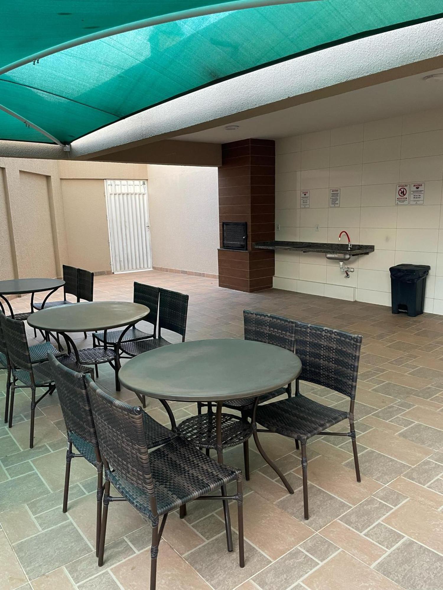 The Villeneuve Apartamento *